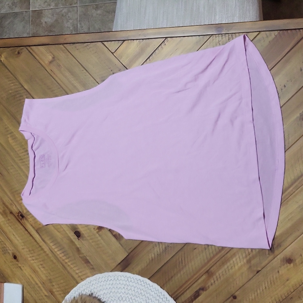 Fleo Lilac Muscle Tank Size L